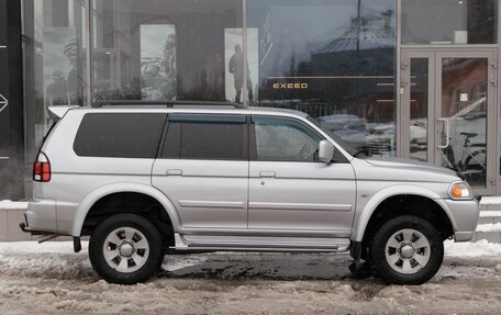 Mitsubishi Pajero Sport II рестайлинг, 2006 год, 1 350 000 рублей, 4 фотография