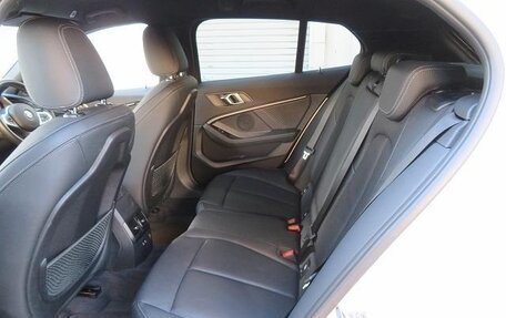 BMW 1 серия, 2021 год, 2 180 143 рублей, 27 фотография