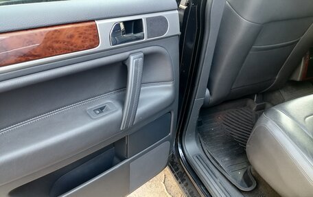 Volkswagen Touareg III, 2010 год, 2 250 000 рублей, 12 фотография