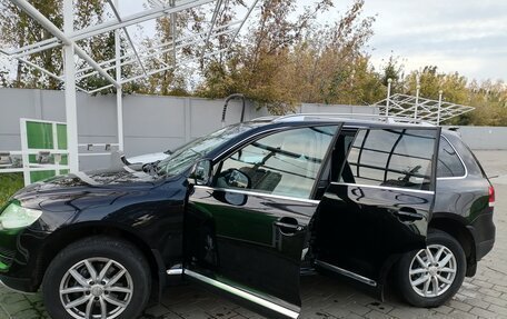 Volkswagen Touareg III, 2010 год, 2 250 000 рублей, 8 фотография