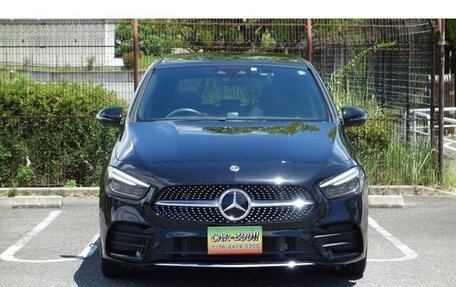 Mercedes-Benz B-Класс, 2022 год, 2 650 143 рублей, 2 фотография