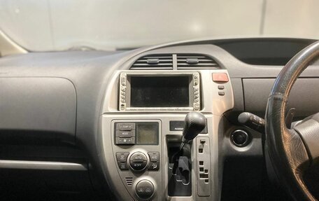 Toyota Ractis I, 2006 год, 655 000 рублей, 11 фотография