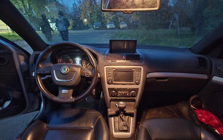 Skoda Octavia RS, 2010 год, 1 400 000 рублей, 3 фотография