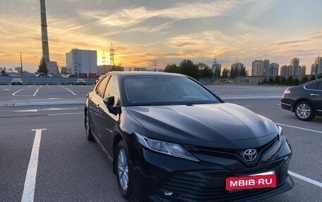 Toyota Camry, 2018 год, 2 450 000 рублей, 9 фотография