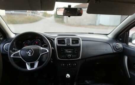 Renault Logan II, 2019 год, 560 000 рублей, 5 фотография