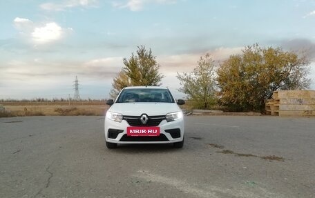 Renault Logan II, 2019 год, 560 000 рублей, 8 фотография