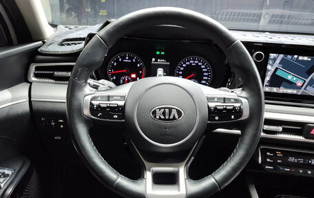 KIA K5, 2021 год, 2 300 000 рублей, 11 фотография