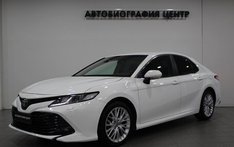 Toyota Camry, 2018 год, 2 190 000 рублей, 1 фотография