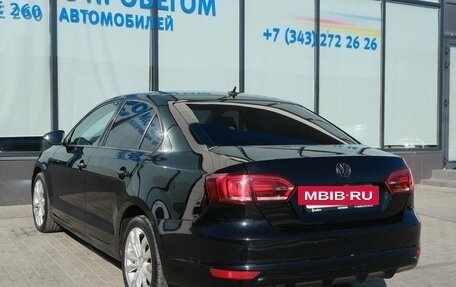Volkswagen Jetta VI, 2012 год, 962 000 рублей, 3 фотография