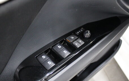 Toyota Camry, 2018 год, 2 190 000 рублей, 6 фотография