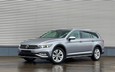 Volkswagen Passat B8 рестайлинг, 2020 год, 3 700 000 рублей, 1 фотография