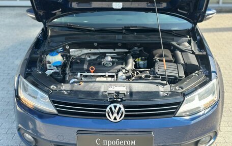 Volkswagen Jetta VI, 2012 год, 879 000 рублей, 24 фотография