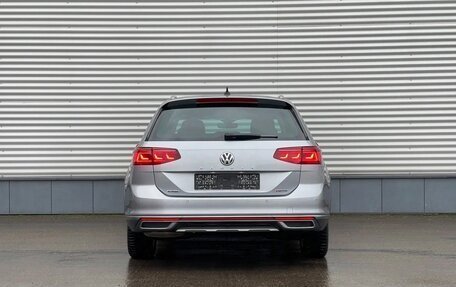 Volkswagen Passat B8 рестайлинг, 2020 год, 3 700 000 рублей, 6 фотография