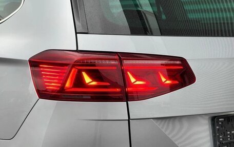 Volkswagen Passat B8 рестайлинг, 2020 год, 3 700 000 рублей, 8 фотография