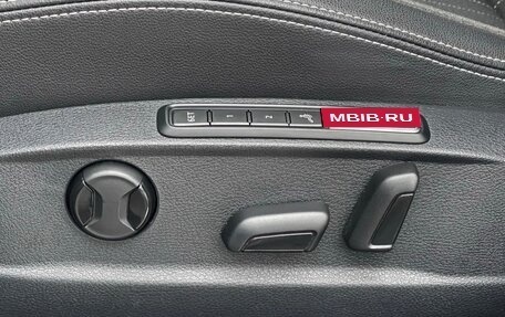 Volkswagen Passat B8 рестайлинг, 2020 год, 3 700 000 рублей, 17 фотография