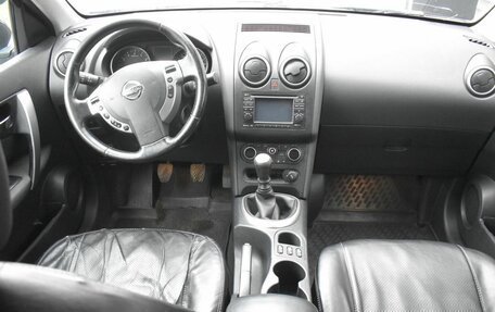 Nissan Qashqai, 2011 год, 700 000 рублей, 11 фотография