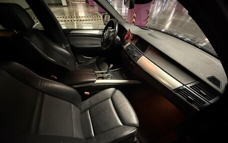 BMW X5, 2010 год, 1 700 000 рублей, 10 фотография