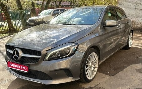 Mercedes-Benz A-Класс, 2015 год, 1 870 000 рублей, 1 фотография