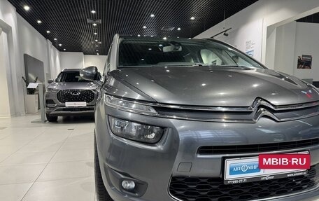 Citroen C4 Picasso II рестайлинг, 2016 год, 1 200 000 рублей, 10 фотография