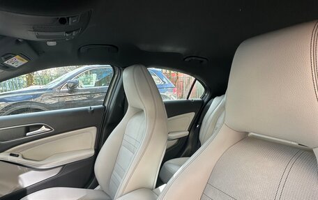 Mercedes-Benz A-Класс, 2015 год, 1 870 000 рублей, 8 фотография