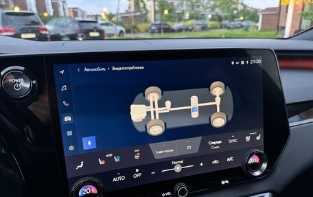 Lexus RX IV рестайлинг, 2023 год, 7 350 000 рублей, 17 фотография