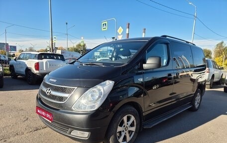 Hyundai H-1 II рестайлинг, 2011 год, 1 199 000 рублей, 1 фотография