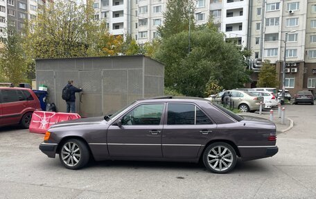 Mercedes-Benz E-Класс, 1993 год, 399 999 рублей, 5 фотография