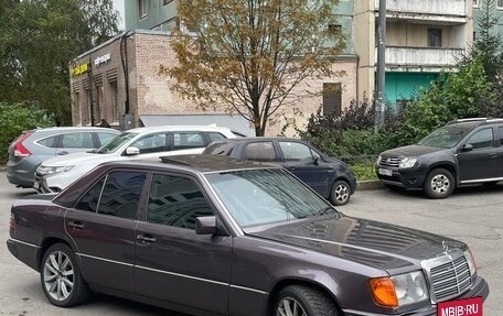 Mercedes-Benz E-Класс, 1993 год, 399 999 рублей, 3 фотография