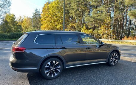 Volkswagen Passat B8 рестайлинг, 2017 год, 2 390 000 рублей, 9 фотография