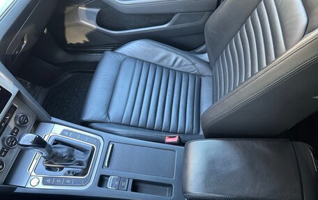 Volkswagen Passat B8 рестайлинг, 2017 год, 2 390 000 рублей, 28 фотография