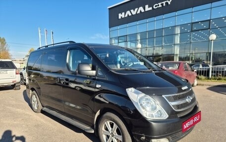 Hyundai H-1 II рестайлинг, 2011 год, 1 199 000 рублей, 2 фотография