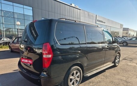 Hyundai H-1 II рестайлинг, 2011 год, 1 199 000 рублей, 4 фотография