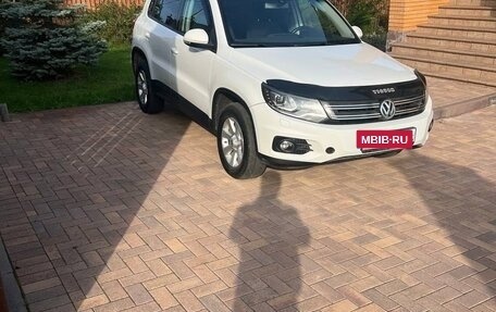 Volkswagen Tiguan I, 2013 год, 1 345 000 рублей, 2 фотография