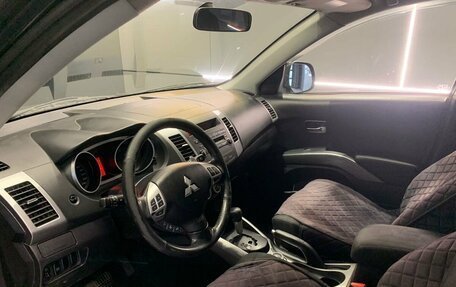 Mitsubishi Outlander III рестайлинг 3, 2008 год, 1 160 000 рублей, 12 фотография
