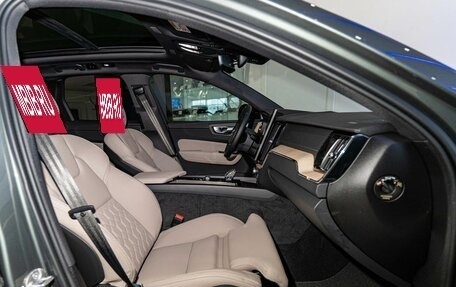 Volvo XC60 II, 2025 год, 8 900 000 рублей, 25 фотография