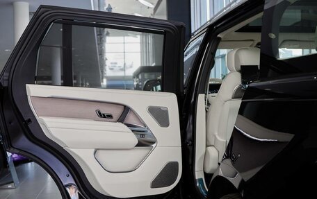 Land Rover Range Rover IV рестайлинг, 2025 год, 27 500 000 рублей, 28 фотография