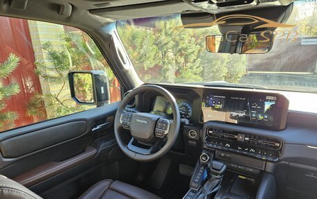 Toyota Land Cruiser Prado, 2024 год, 11 990 000 рублей, 18 фотография