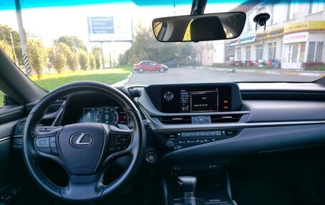 Lexus ES VII, 2018 год, 3 800 000 рублей, 13 фотография
