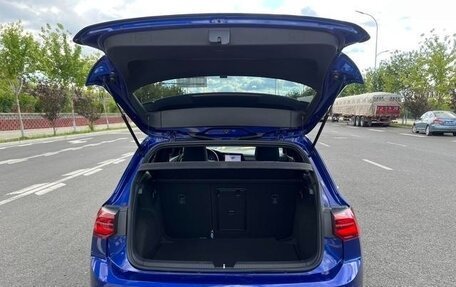 Volkswagen Golf VIII, 2022 год, 1 850 000 рублей, 17 фотография