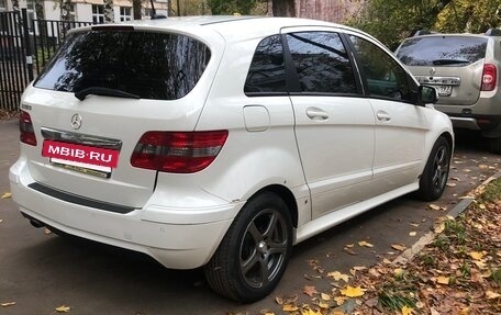 Mercedes-Benz B-Класс, 2011 год, 950 000 рублей, 2 фотография