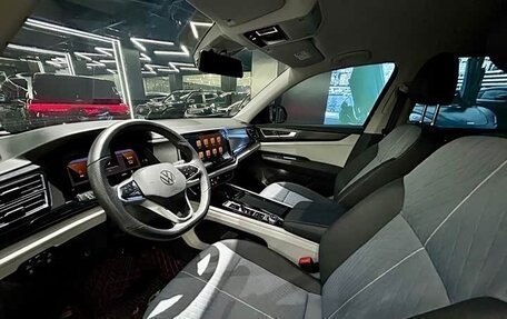 Volkswagen Teramont I, 2022 год, 3 800 000 рублей, 15 фотография