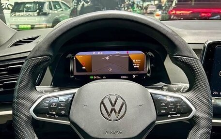 Volkswagen Teramont I, 2022 год, 3 800 000 рублей, 16 фотография
