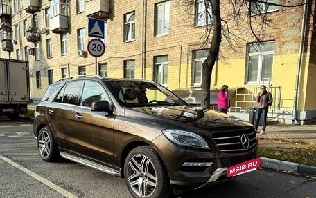 Mercedes-Benz M-Класс, 2013 год, 1 990 000 рублей, 2 фотография