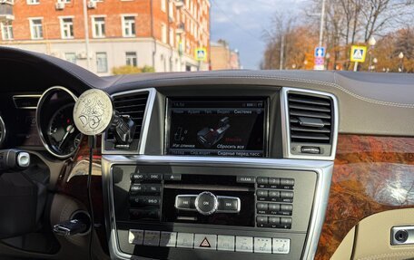 Mercedes-Benz M-Класс, 2013 год, 1 990 000 рублей, 24 фотография
