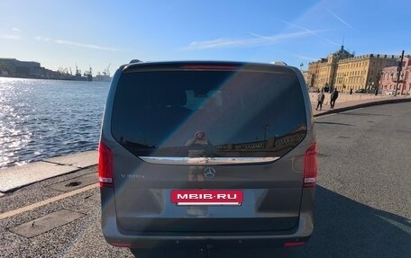 Mercedes-Benz V-Класс, 2019 год, 5 600 000 рублей, 6 фотография