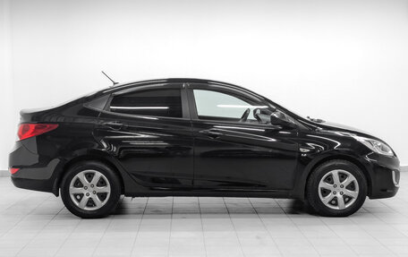Hyundai Solaris II рестайлинг, 2013 год, 850 000 рублей, 4 фотография