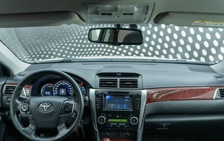 Toyota Camry, 2014 год, 1 605 000 рублей, 13 фотография