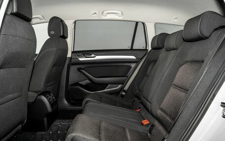 Volkswagen Passat B8 рестайлинг, 2015 год, 1 599 000 рублей, 7 фотография