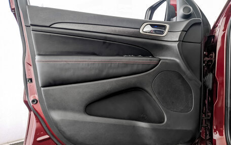 Jeep Grand Cherokee, 2016 год, 2 700 000 рублей, 19 фотография