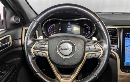 Jeep Grand Cherokee, 2016 год, 2 700 000 рублей, 28 фотография